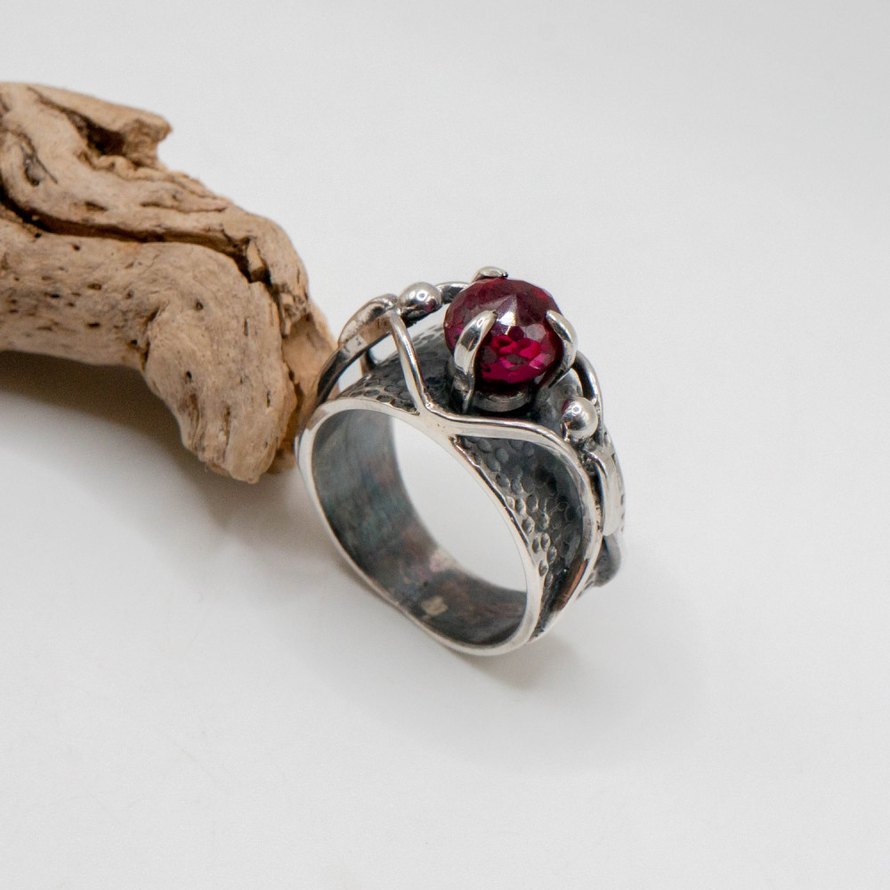 Каблучка зі шпінеллю — авторська робота Komarov Jewelry, Фото 9