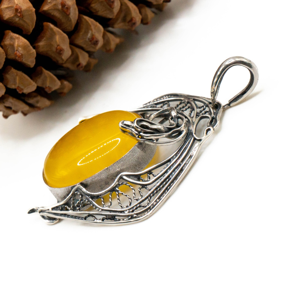 Кулон з драконом та бурштином — ручна робота Komarov Jewelry