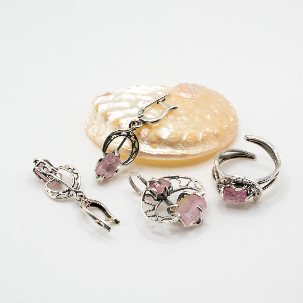 Комплект прикрас з рожевим турмаліном “Тиха сила” — авторська робота Komarov Jewelry