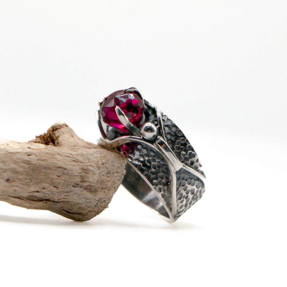 Каблучка зі шпінеллю — авторська робота Komarov Jewelry, Фото 2