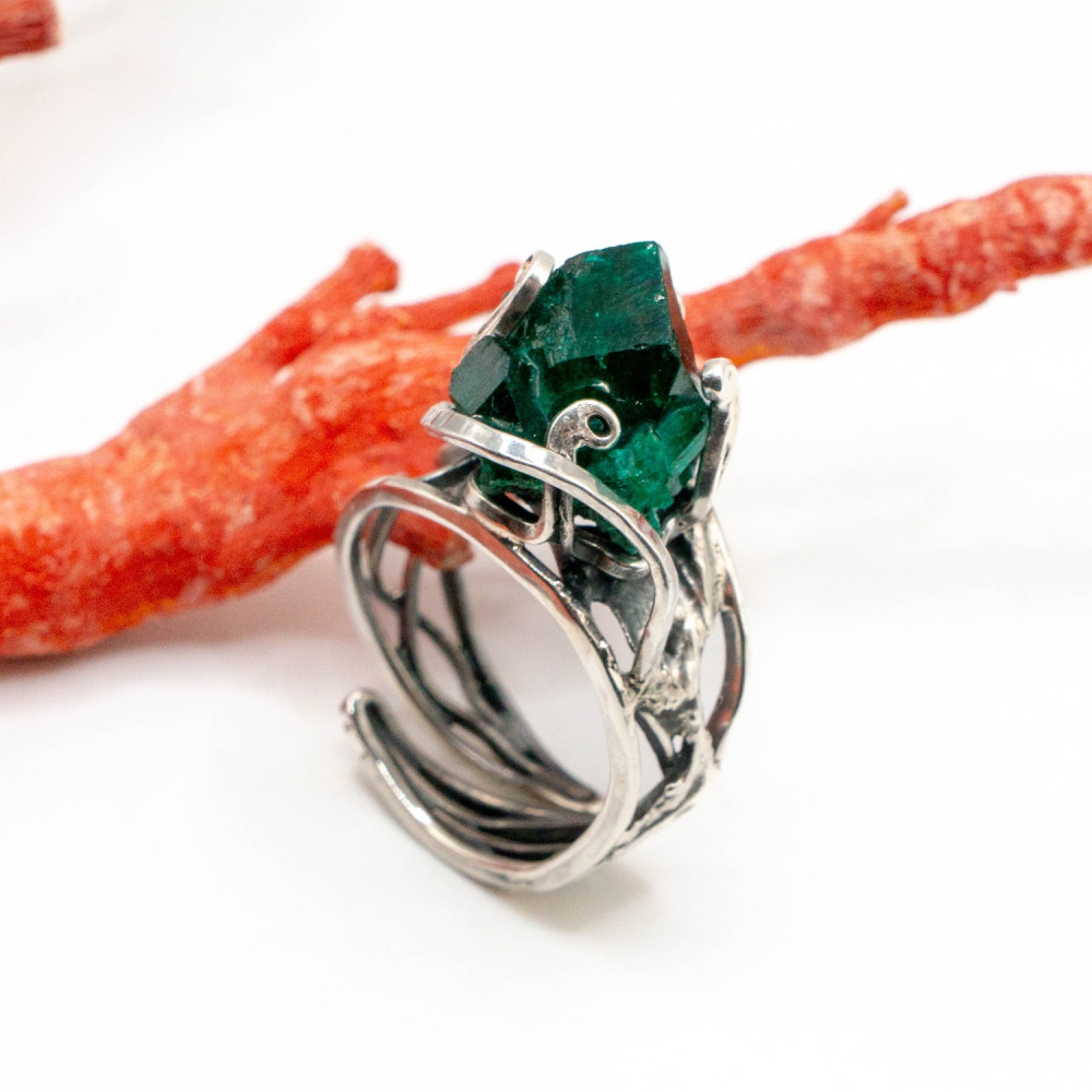 Каблучка з кристалом діоптазу — авторська робота Komarov Jewelry, Фото 3