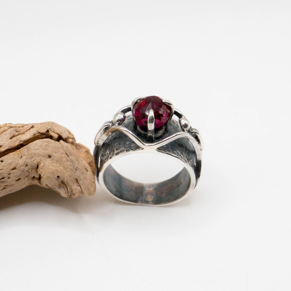 Каблучка зі шпінеллю — авторська робота Komarov Jewelry, Фото 8