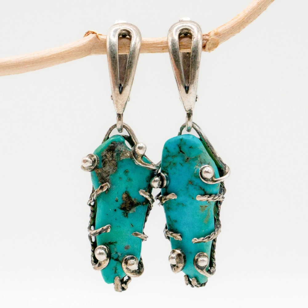 Ніжні срібні сережки з натуральною бірюзою