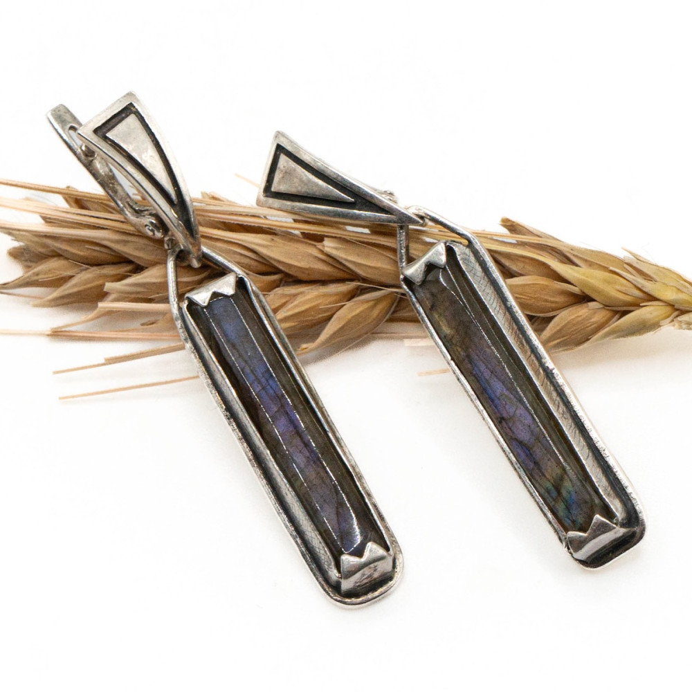 Срібні сережки з натуральним лабрадором